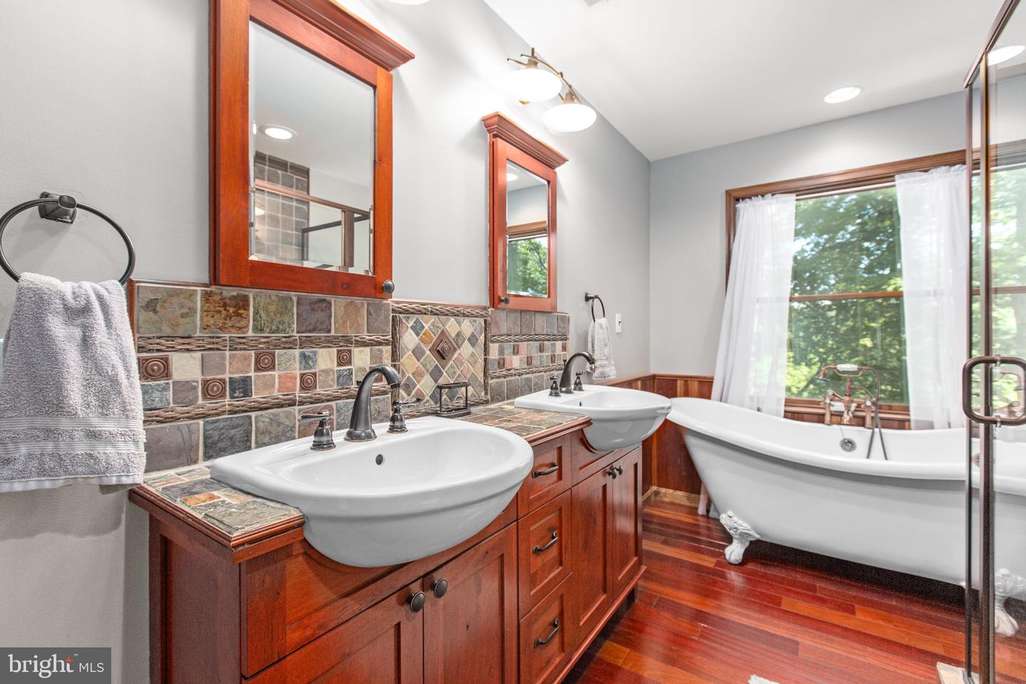 222 BARRED OWL LN, BOYCE, Virginia 22620, 4 Bedrooms Bedrooms, ,3 BathroomsBathrooms,Residential,For sale,222 BARRED OWL LN,VACL2006052 MLS # VACL2006052