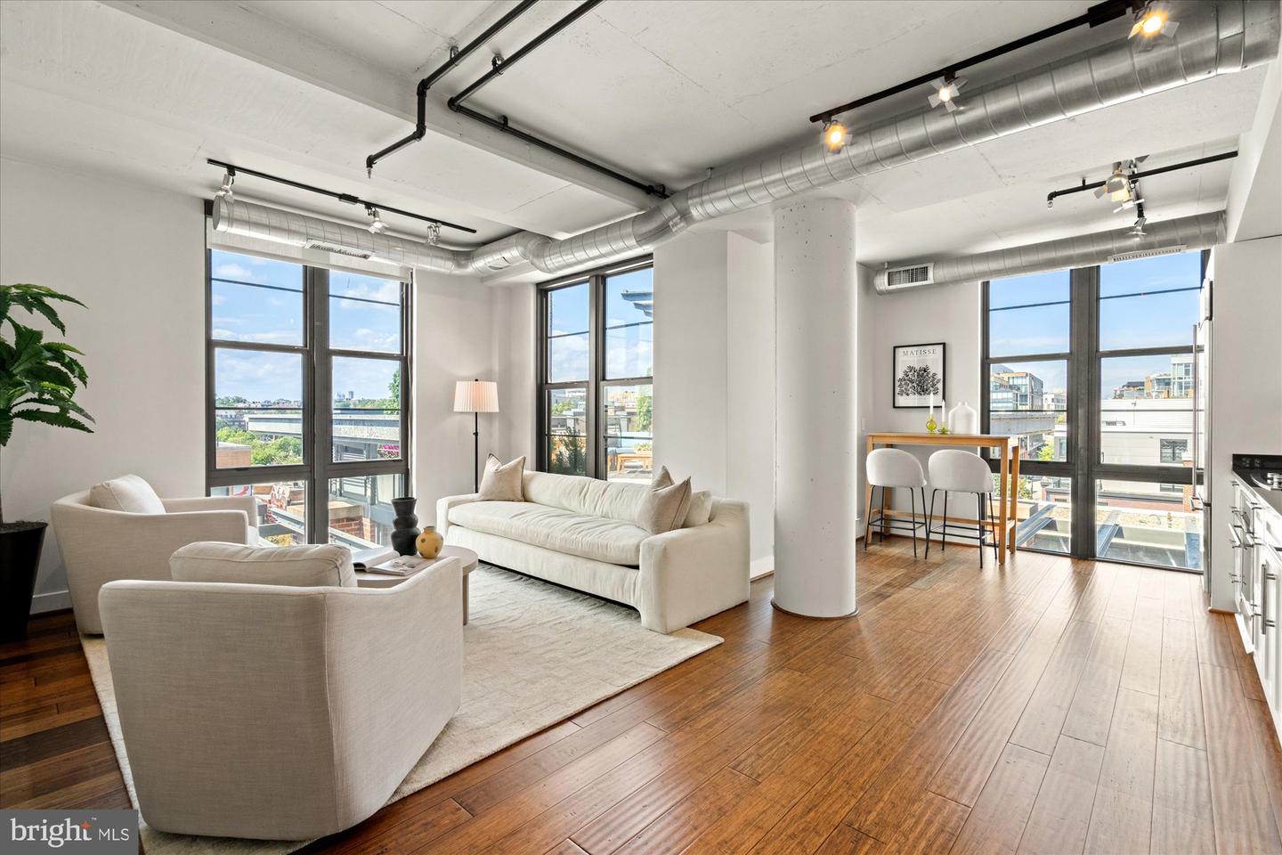 2125 14TH ST NW #915, WASHINGTON, District Of Columbia 20009, 2 Bedrooms Bedrooms, ,1 BathroomBathrooms,Residential,For sale,2125 14TH ST NW #915,DCDC2221608 MLS # DCDC2221608