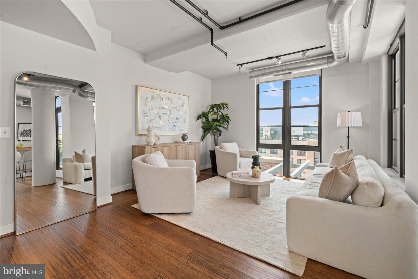 2125 14TH ST NW #915, WASHINGTON, District Of Columbia 20009, 2 Bedrooms Bedrooms, ,1 BathroomBathrooms,Residential,For sale,2125 14TH ST NW #915,DCDC2221608 MLS # DCDC2221608