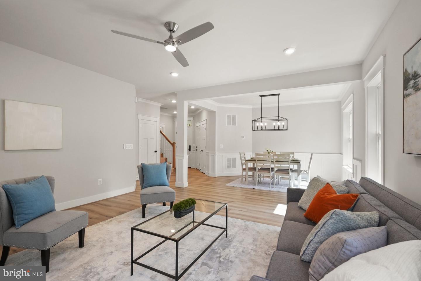 11433 POPES HEAD RD, FAIRFAX, Virginia 22030, 5 Bedrooms Bedrooms, ,3 BathroomsBathrooms,Residential,For sale,11433 POPES HEAD RD,VAFX2266744 MLS # VAFX2266744