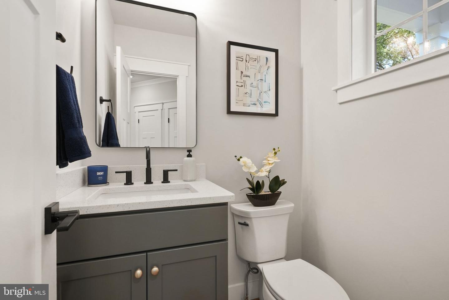 11433 POPES HEAD RD, FAIRFAX, Virginia 22030, 5 Bedrooms Bedrooms, ,3 BathroomsBathrooms,Residential,For sale,11433 POPES HEAD RD,VAFX2266744 MLS # VAFX2266744