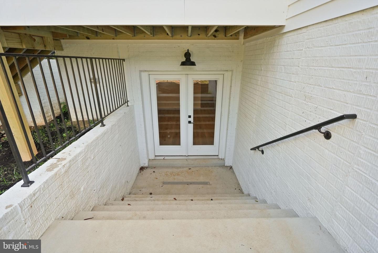 11433 POPES HEAD RD, FAIRFAX, Virginia 22030, 5 Bedrooms Bedrooms, ,3 BathroomsBathrooms,Residential,For sale,11433 POPES HEAD RD,VAFX2266744 MLS # VAFX2266744