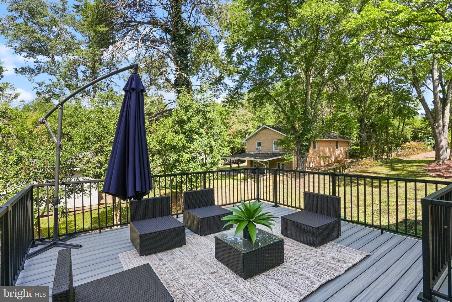 11433 POPES HEAD RD, FAIRFAX, Virginia 22030, 5 Bedrooms Bedrooms, ,3 BathroomsBathrooms,Residential,For sale,11433 POPES HEAD RD,VAFX2266744 MLS # VAFX2266744