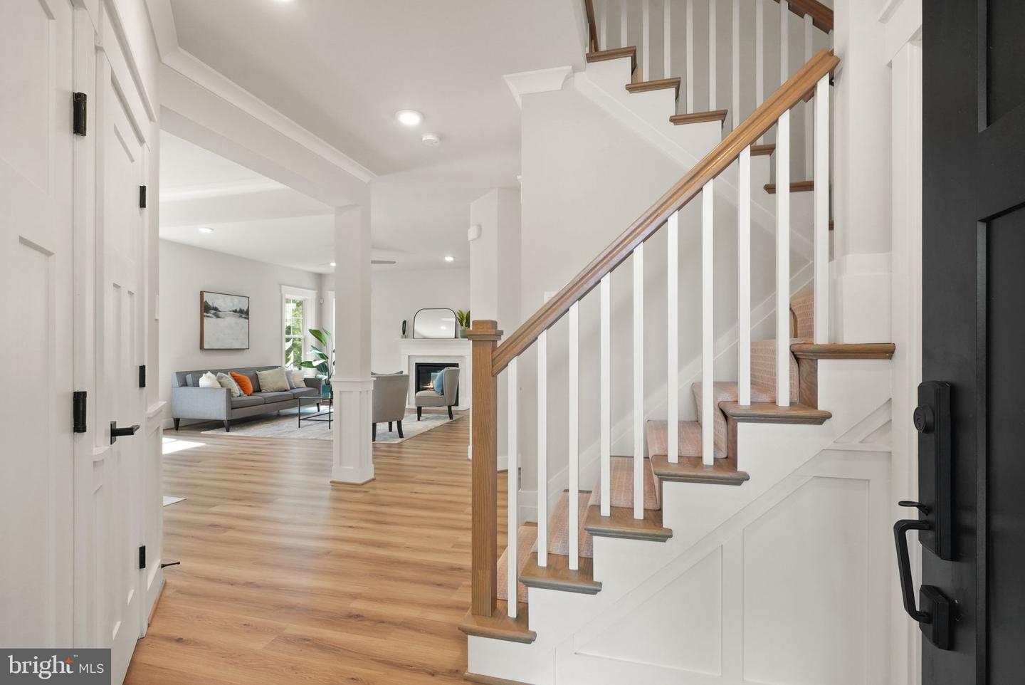 11433 POPES HEAD RD, FAIRFAX, Virginia 22030, 5 Bedrooms Bedrooms, ,3 BathroomsBathrooms,Residential,For sale,11433 POPES HEAD RD,VAFX2266744 MLS # VAFX2266744