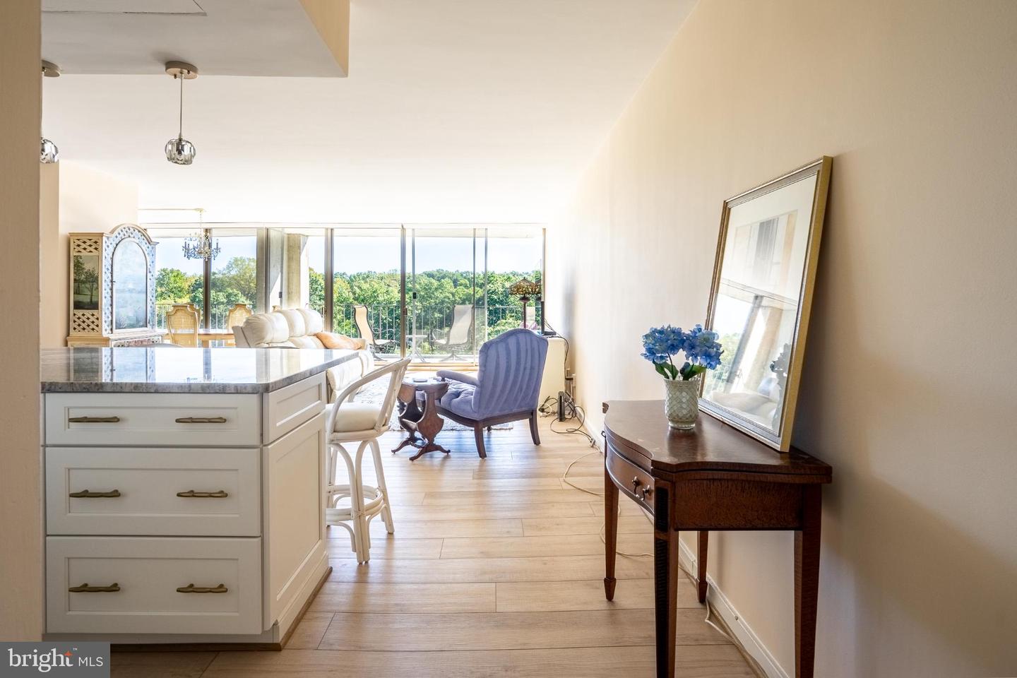 11400 WASHINGTON PLZ W #1101, RESTON, Virginia 20190, 1 Bedroom Bedrooms, 7 Rooms Rooms,2 BathroomsBathrooms,Residential,For sale,11400 WASHINGTON PLZ W #1101,VAFX2267092 MLS # VAFX2267092