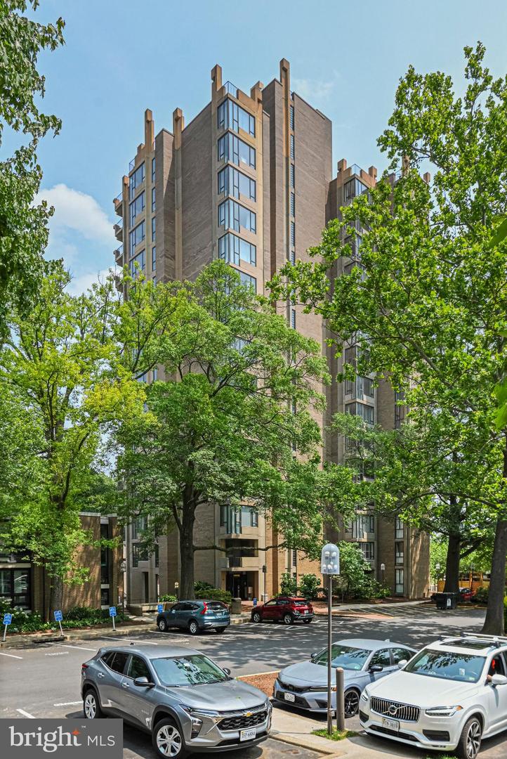 11400 WASHINGTON PLZ W #1101, RESTON, Virginia 20190, 1 Bedroom Bedrooms, 7 Rooms Rooms,2 BathroomsBathrooms,Residential,For sale,11400 WASHINGTON PLZ W #1101,VAFX2267092 MLS # VAFX2267092