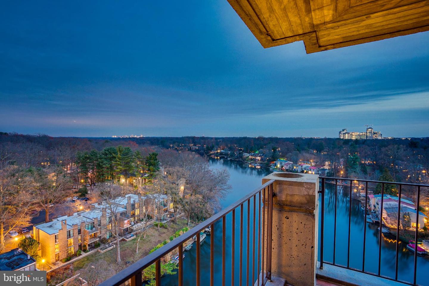 11400 WASHINGTON PLZ W #1101, RESTON, Virginia 20190, 1 Bedroom Bedrooms, 7 Rooms Rooms,2 BathroomsBathrooms,Residential,For sale,11400 WASHINGTON PLZ W #1101,VAFX2267092 MLS # VAFX2267092