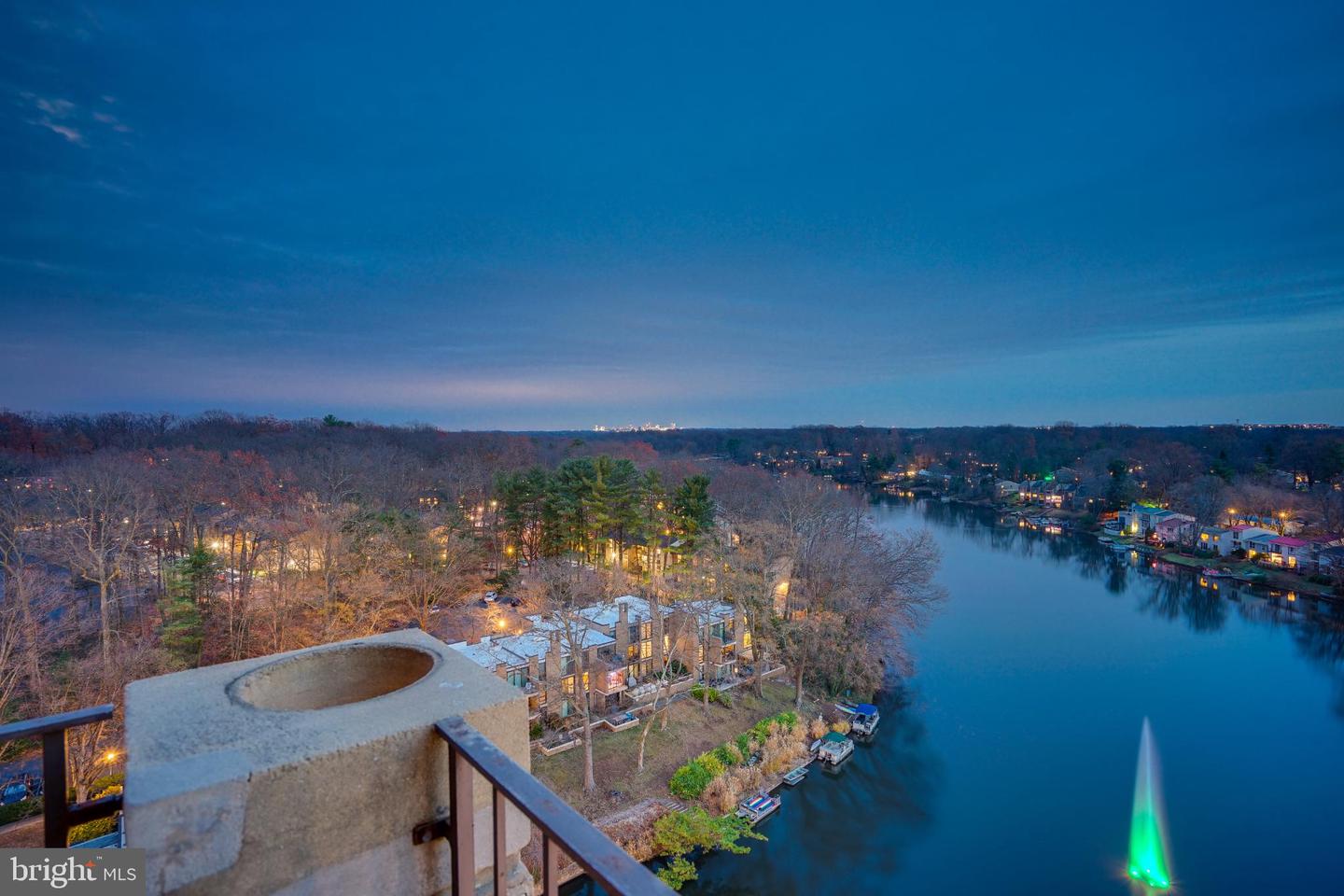 11400 WASHINGTON PLZ W #1101, RESTON, Virginia 20190, 1 Bedroom Bedrooms, 7 Rooms Rooms,2 BathroomsBathrooms,Residential,For sale,11400 WASHINGTON PLZ W #1101,VAFX2267092 MLS # VAFX2267092