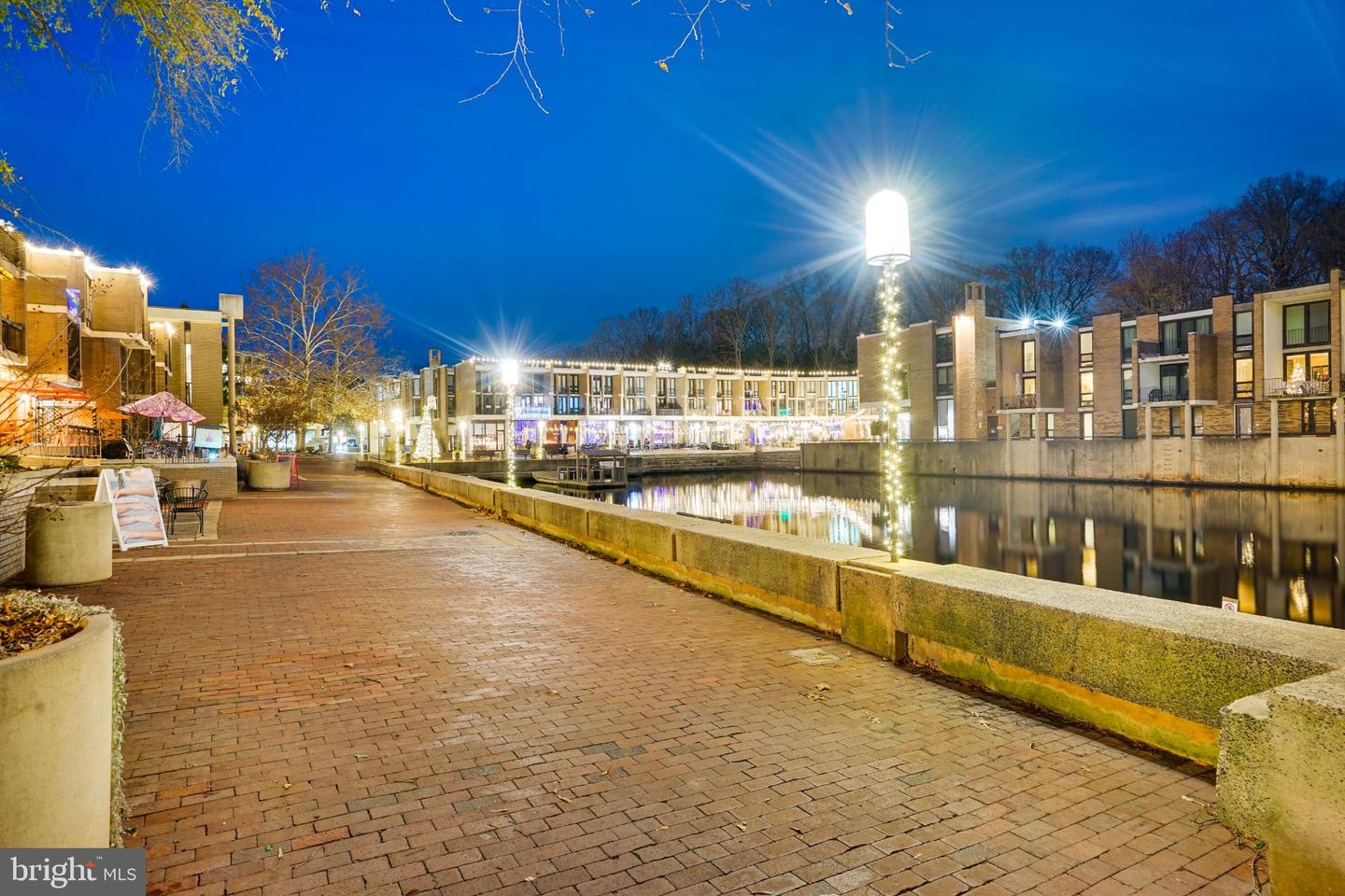 11400 WASHINGTON PLZ W #1101, RESTON, Virginia 20190, 1 Bedroom Bedrooms, 7 Rooms Rooms,2 BathroomsBathrooms,Residential,For sale,11400 WASHINGTON PLZ W #1101,VAFX2267092 MLS # VAFX2267092