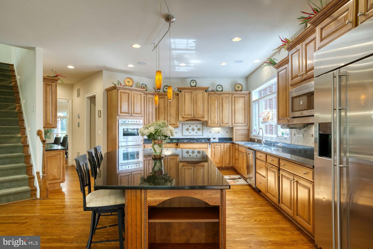 10300 HAMPTON RD, FAIRFAX STATION, Virginia 22039, 6 Bedrooms Bedrooms, ,5 BathroomsBathrooms,Residential,For sale,10300 HAMPTON RD,VAFX2246718 MLS # VAFX2246718