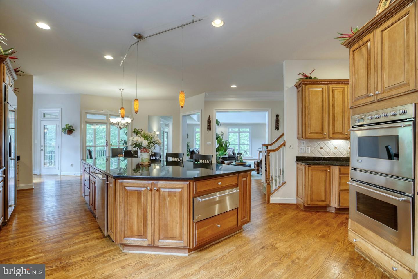 10300 HAMPTON RD, FAIRFAX STATION, Virginia 22039, 6 Bedrooms Bedrooms, ,5 BathroomsBathrooms,Residential,For sale,10300 HAMPTON RD,VAFX2246718 MLS # VAFX2246718