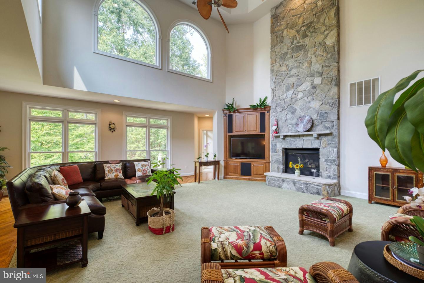 10300 HAMPTON RD, FAIRFAX STATION, Virginia 22039, 6 Bedrooms Bedrooms, ,5 BathroomsBathrooms,Residential,For sale,10300 HAMPTON RD,VAFX2246718 MLS # VAFX2246718