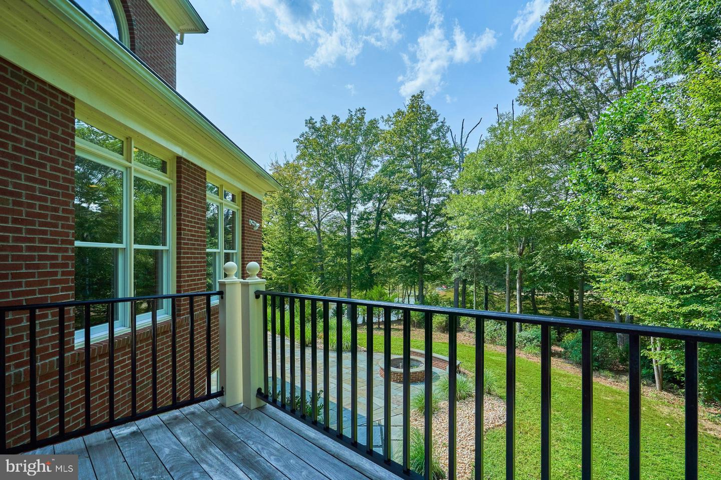 10300 HAMPTON RD, FAIRFAX STATION, Virginia 22039, 6 Bedrooms Bedrooms, ,5 BathroomsBathrooms,Residential,For sale,10300 HAMPTON RD,VAFX2246718 MLS # VAFX2246718