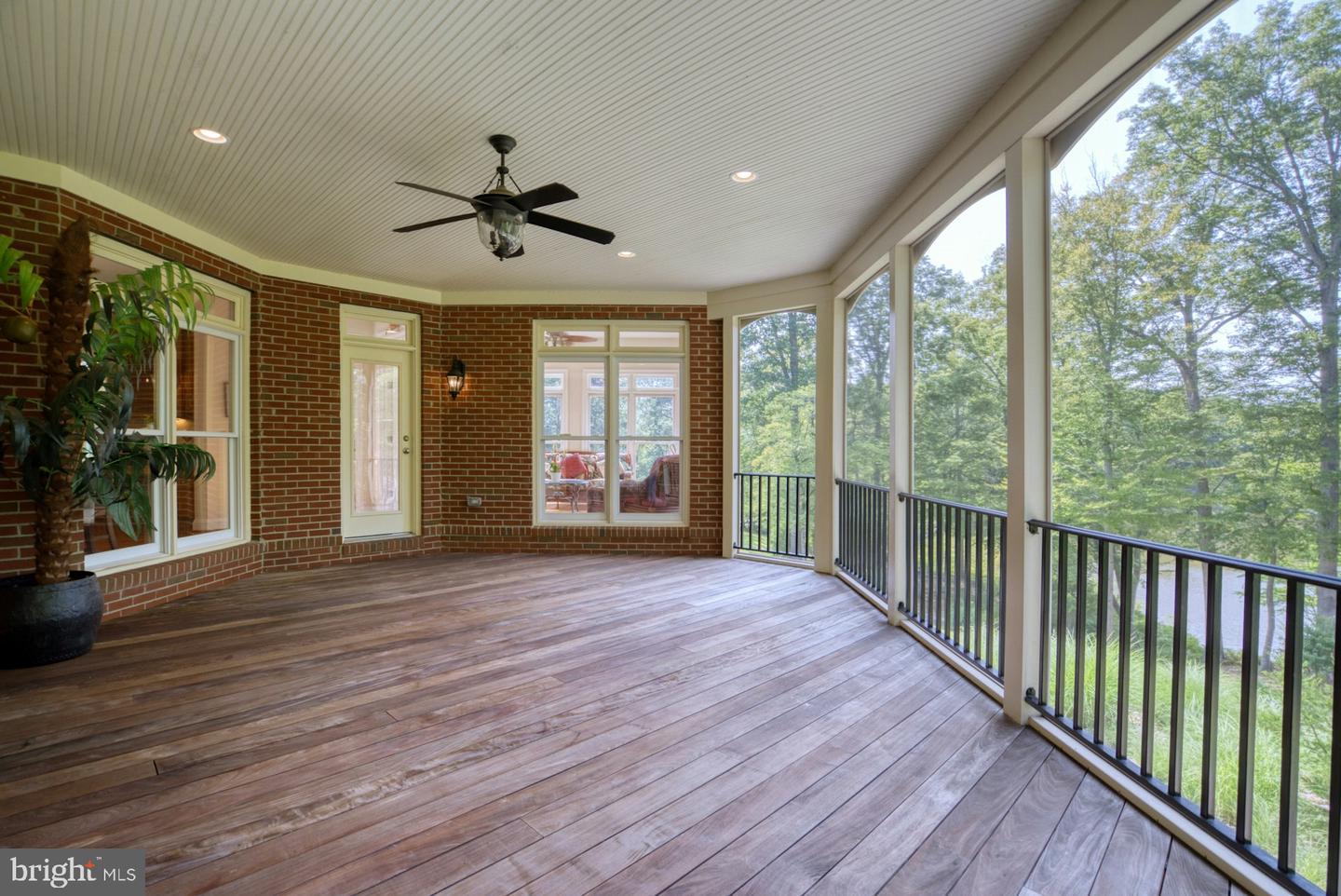 10300 HAMPTON RD, FAIRFAX STATION, Virginia 22039, 6 Bedrooms Bedrooms, ,5 BathroomsBathrooms,Residential,For sale,10300 HAMPTON RD,VAFX2246718 MLS # VAFX2246718