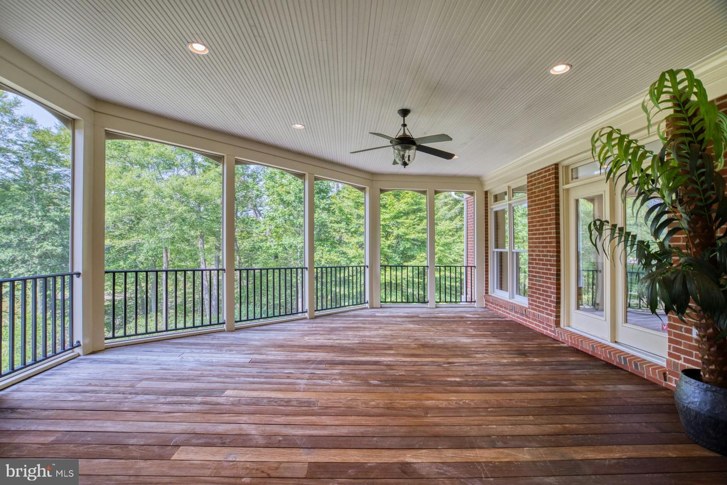 10300 HAMPTON RD, FAIRFAX STATION, Virginia 22039, 6 Bedrooms Bedrooms, ,5 BathroomsBathrooms,Residential,For sale,10300 HAMPTON RD,VAFX2246718 MLS # VAFX2246718
