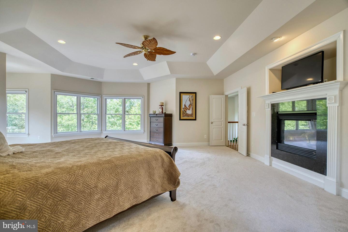 10300 HAMPTON RD, FAIRFAX STATION, Virginia 22039, 6 Bedrooms Bedrooms, ,5 BathroomsBathrooms,Residential,For sale,10300 HAMPTON RD,VAFX2246718 MLS # VAFX2246718