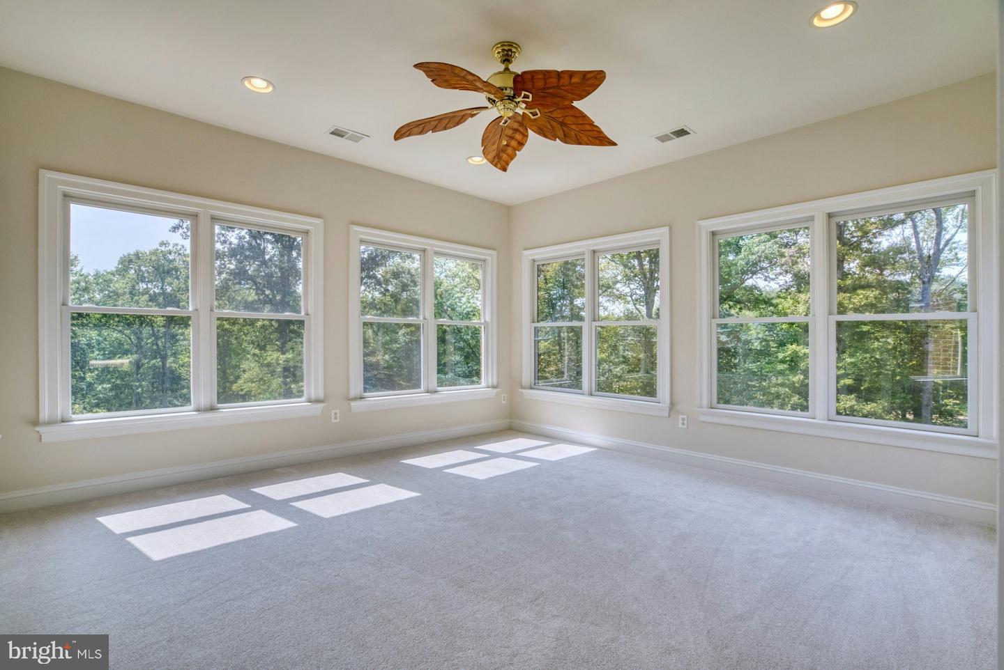 10300 HAMPTON RD, FAIRFAX STATION, Virginia 22039, 6 Bedrooms Bedrooms, ,5 BathroomsBathrooms,Residential,For sale,10300 HAMPTON RD,VAFX2246718 MLS # VAFX2246718