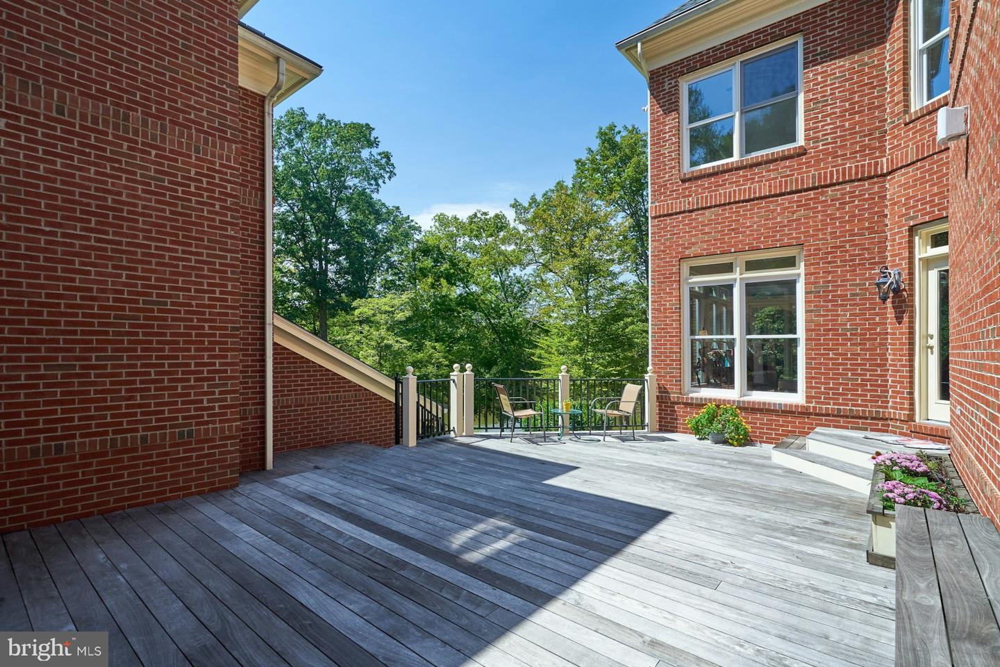 10300 HAMPTON RD, FAIRFAX STATION, Virginia 22039, 6 Bedrooms Bedrooms, ,5 BathroomsBathrooms,Residential,For sale,10300 HAMPTON RD,VAFX2246718 MLS # VAFX2246718