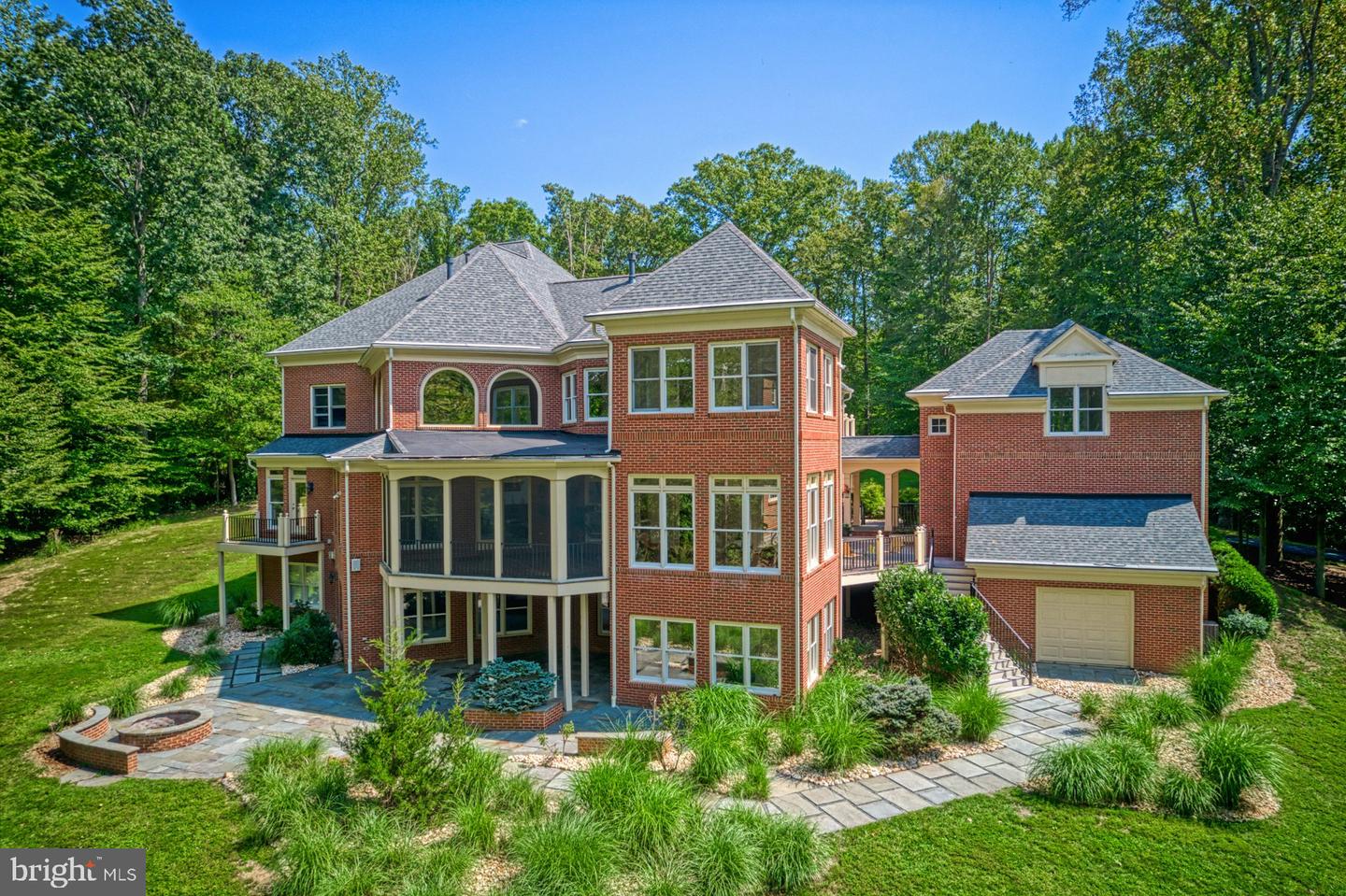 10300 HAMPTON RD, FAIRFAX STATION, Virginia 22039, 6 Bedrooms Bedrooms, ,5 BathroomsBathrooms,Residential,For sale,10300 HAMPTON RD,VAFX2246718 MLS # VAFX2246718