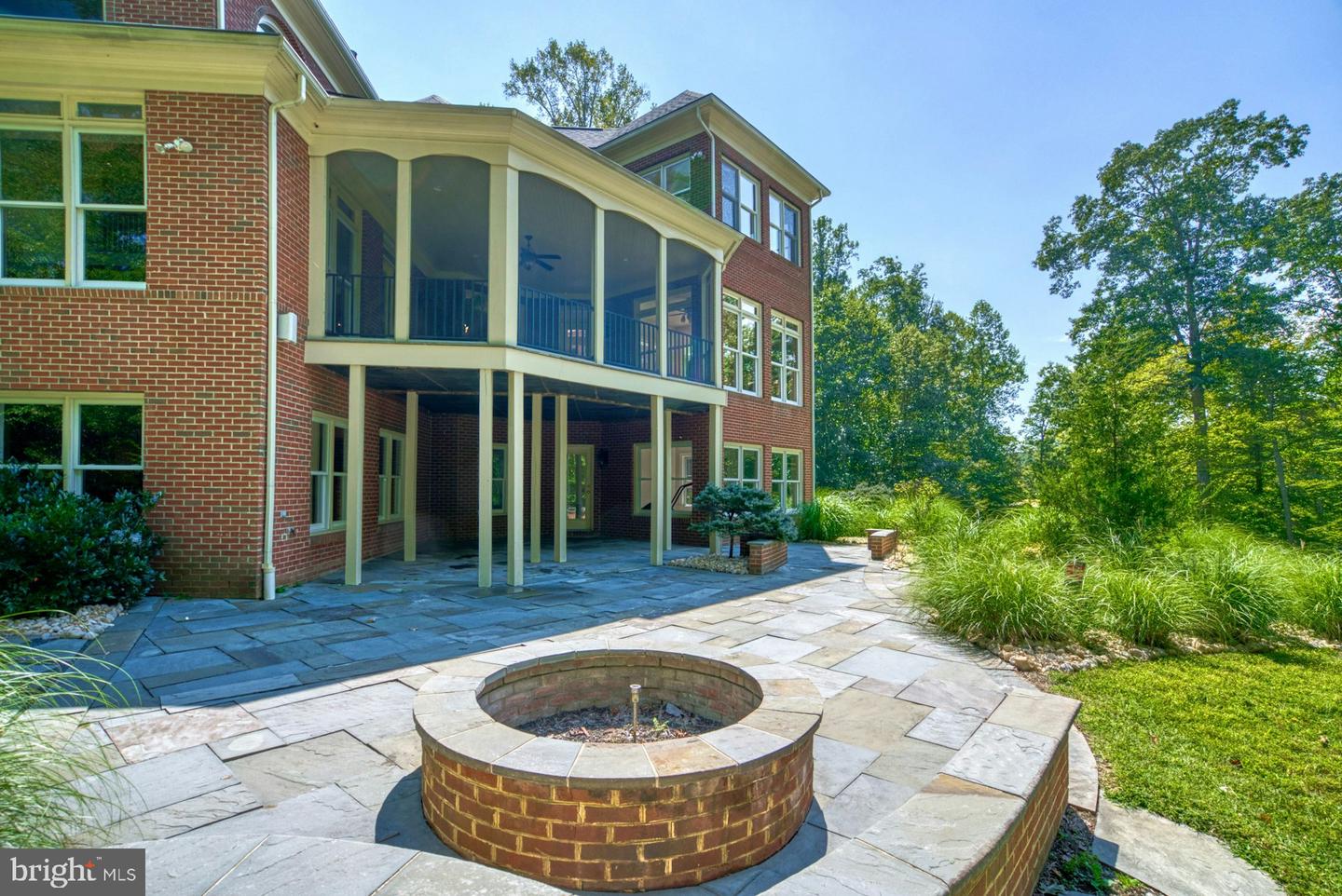 10300 HAMPTON RD, FAIRFAX STATION, Virginia 22039, 6 Bedrooms Bedrooms, ,5 BathroomsBathrooms,Residential,For sale,10300 HAMPTON RD,VAFX2246718 MLS # VAFX2246718