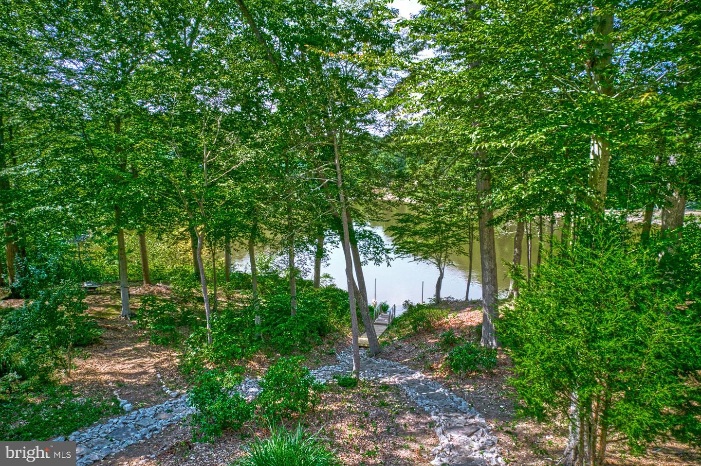 10300 HAMPTON RD, FAIRFAX STATION, Virginia 22039, 6 Bedrooms Bedrooms, ,5 BathroomsBathrooms,Residential,For sale,10300 HAMPTON RD,VAFX2246718 MLS # VAFX2246718