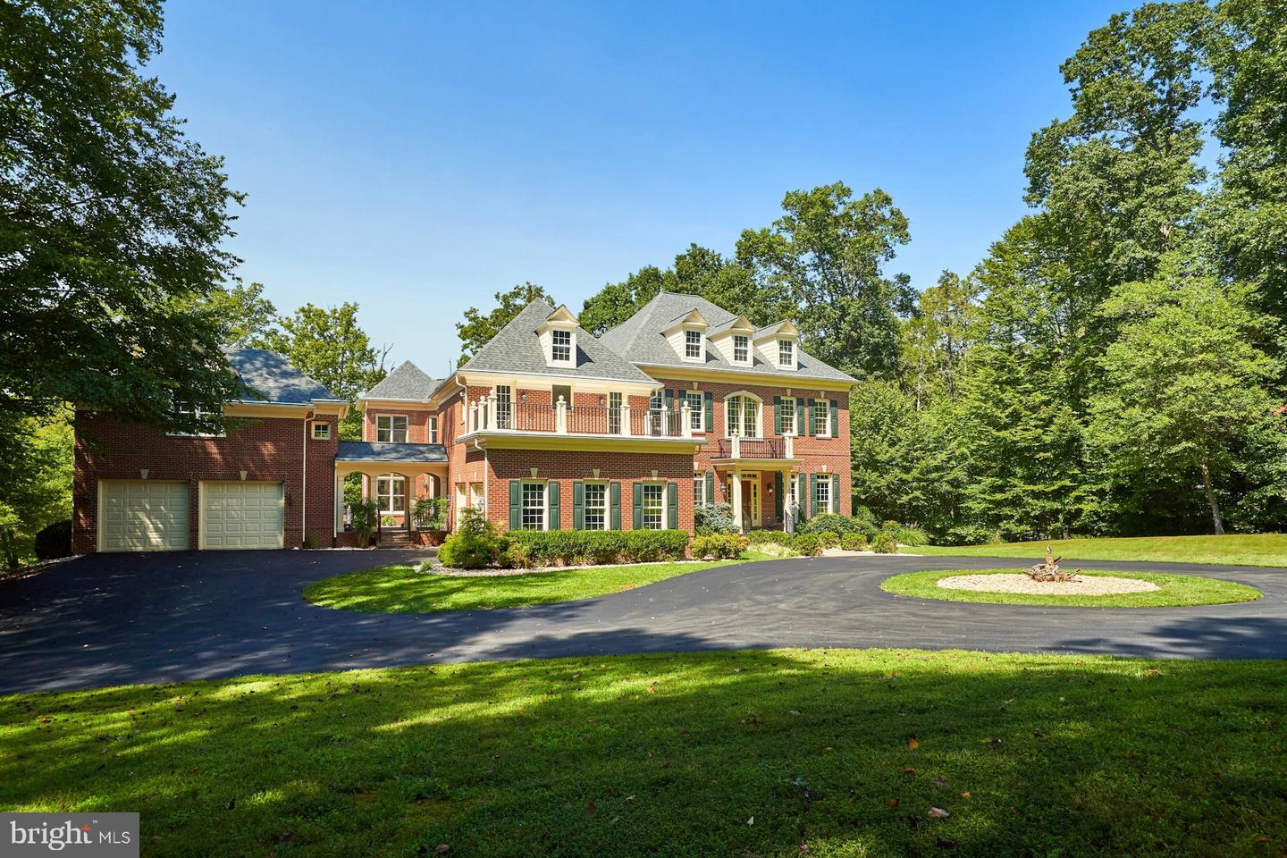 10300 HAMPTON RD, FAIRFAX STATION, Virginia 22039, 6 Bedrooms Bedrooms, ,5 BathroomsBathrooms,Residential,For sale,10300 HAMPTON RD,VAFX2246718 MLS # VAFX2246718