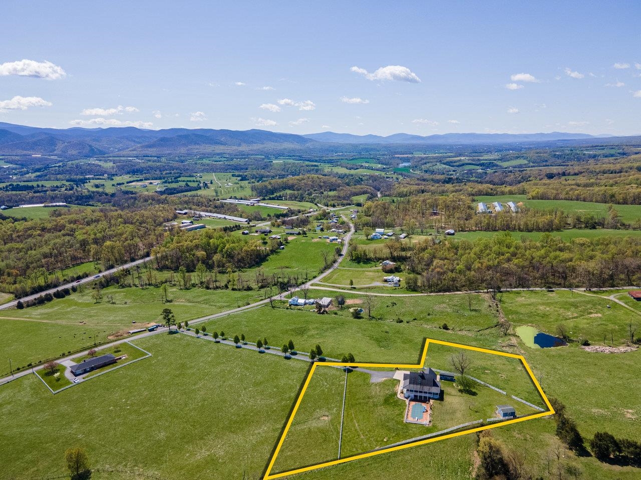796 BATTLECREEK RD, STANLEY, Virginia 22851, 3 Bedrooms Bedrooms, ,3 BathroomsBathrooms,Residential,796 BATTLECREEK RD,663347 MLS # 663347
