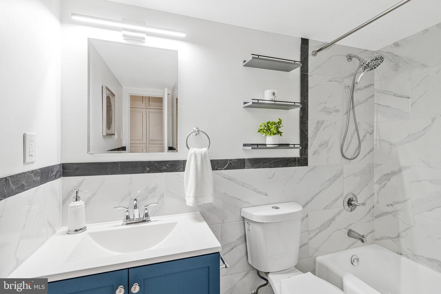 2939 VAN NESS ST NW #706, WASHINGTON, District Of Columbia 20008, 2 Bedrooms Bedrooms, ,2 BathroomsBathrooms,Residential,For sale,2939 VAN NESS ST NW #706,DCDC2210436 MLS # DCDC2210436