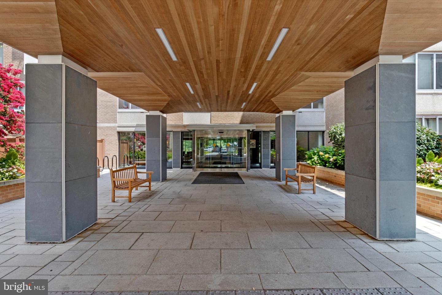 2939 VAN NESS ST NW #706, WASHINGTON, District Of Columbia 20008, 2 Bedrooms Bedrooms, ,2 BathroomsBathrooms,Residential,For sale,2939 VAN NESS ST NW #706,DCDC2210436 MLS # DCDC2210436