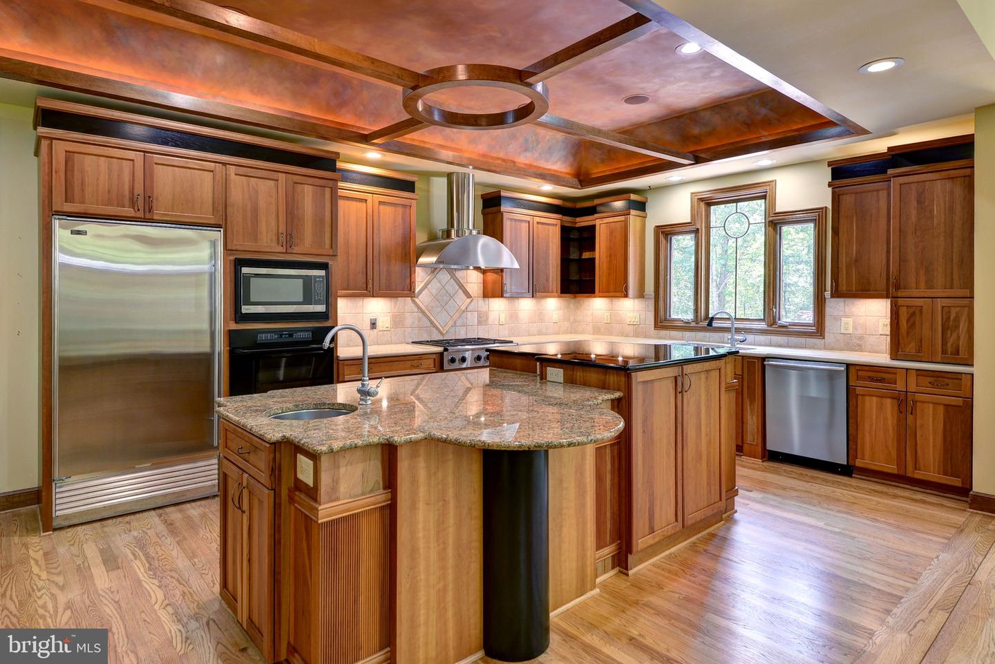 2412 PATES CRK, WILLIAMSBURG, Virginia 23185, 5 Bedrooms Bedrooms, 11 Rooms Rooms,5 BathroomsBathrooms,Residential,For sale,2412 PATES CRK,VAJC2000506 MLS # VAJC2000506