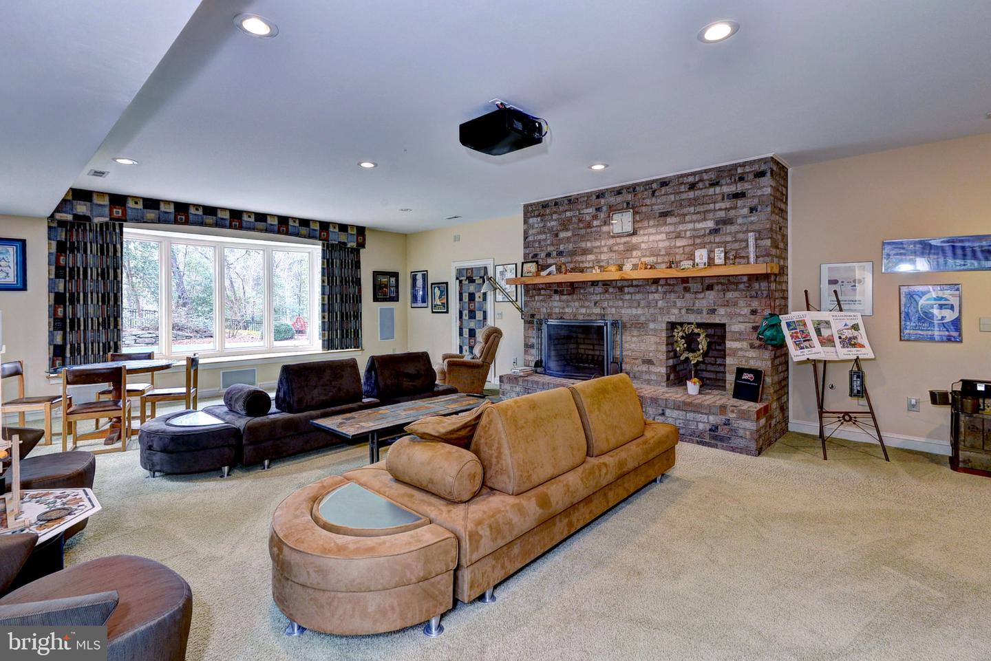 2412 PATES CRK, WILLIAMSBURG, Virginia 23185, 5 Bedrooms Bedrooms, 11 Rooms Rooms,5 BathroomsBathrooms,Residential,For sale,2412 PATES CRK,VAJC2000506 MLS # VAJC2000506