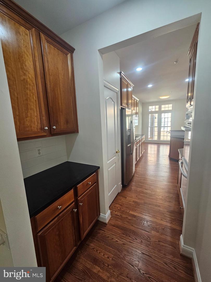 1652 COLONIAL HILLS DR, MCLEAN, Virginia 22102, 3 Bedrooms Bedrooms, ,3 BathroomsBathrooms,Residential,For sale,1652 COLONIAL HILLS DR,VAFX2258480 MLS # VAFX2258480