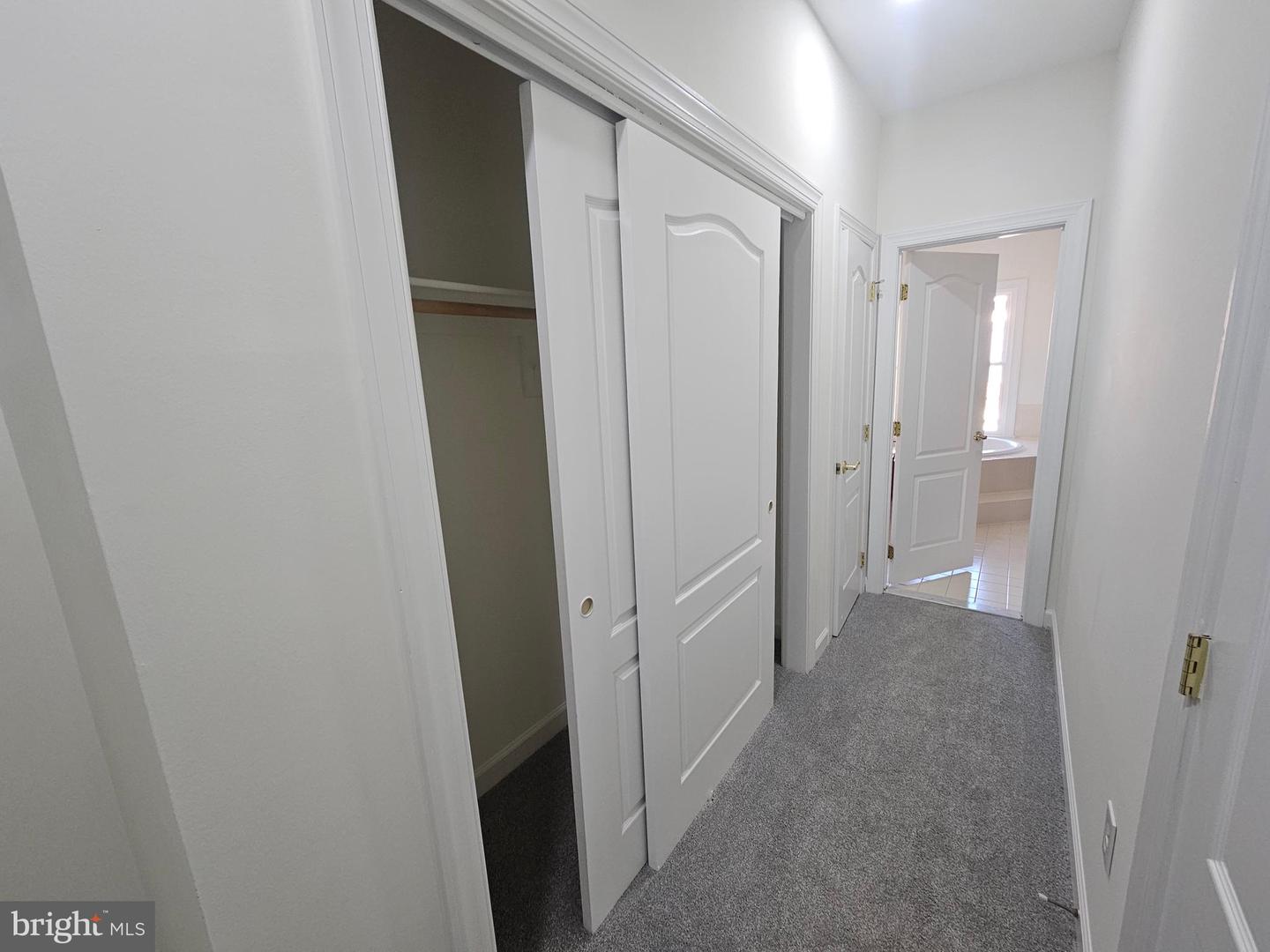 1652 COLONIAL HILLS DR, MCLEAN, Virginia 22102, 3 Bedrooms Bedrooms, ,3 BathroomsBathrooms,Residential,For sale,1652 COLONIAL HILLS DR,VAFX2258480 MLS # VAFX2258480