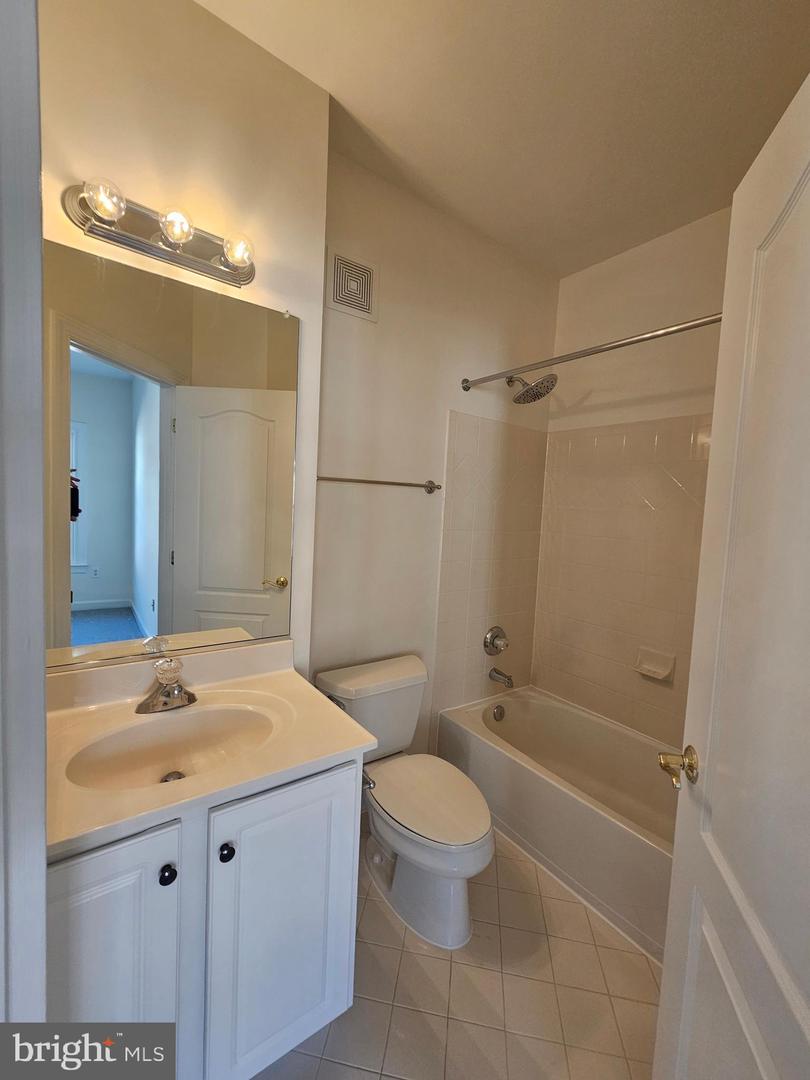 1652 COLONIAL HILLS DR, MCLEAN, Virginia 22102, 3 Bedrooms Bedrooms, ,3 BathroomsBathrooms,Residential,For sale,1652 COLONIAL HILLS DR,VAFX2258480 MLS # VAFX2258480