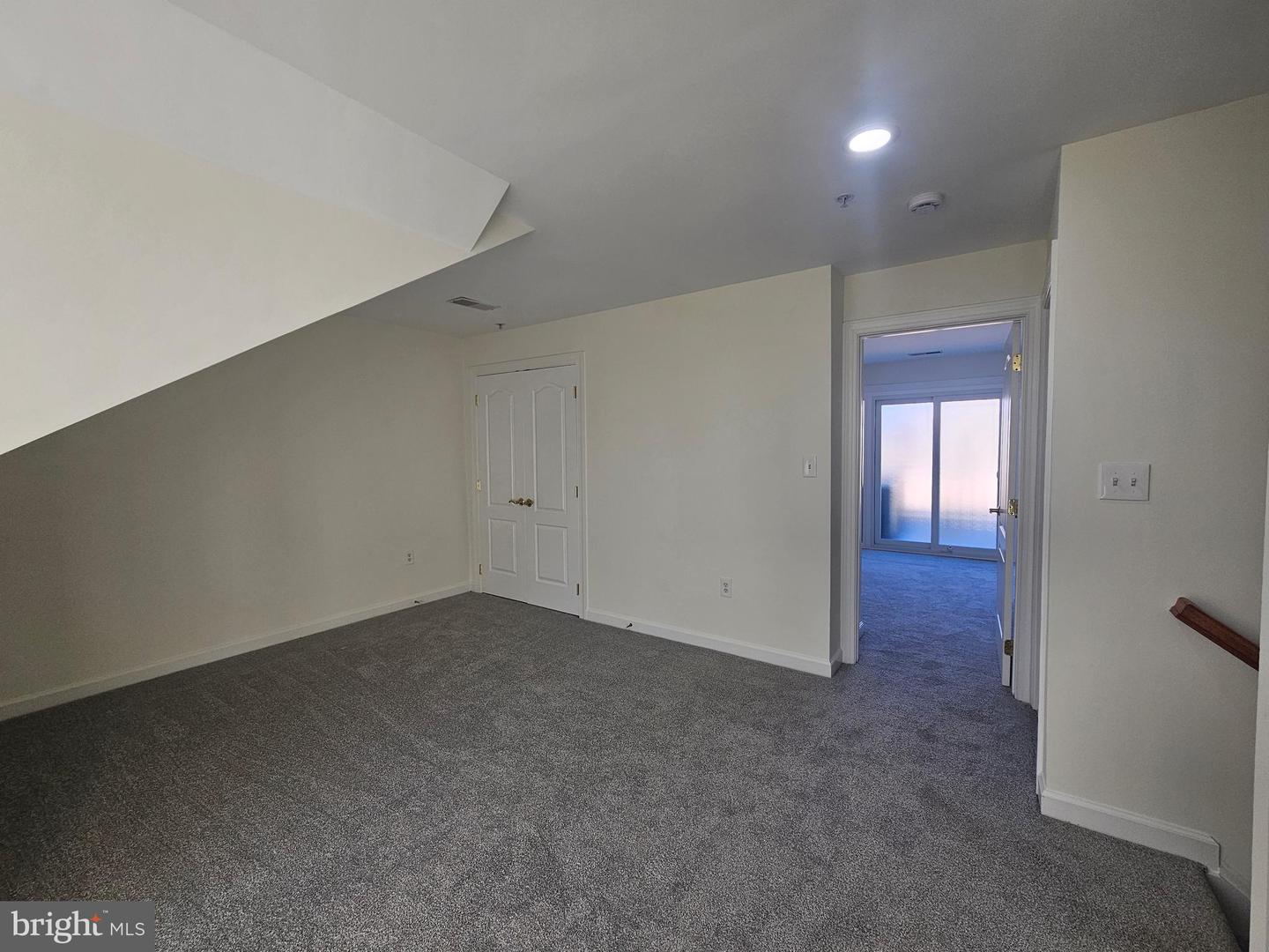 1652 COLONIAL HILLS DR, MCLEAN, Virginia 22102, 3 Bedrooms Bedrooms, ,3 BathroomsBathrooms,Residential,For sale,1652 COLONIAL HILLS DR,VAFX2258480 MLS # VAFX2258480