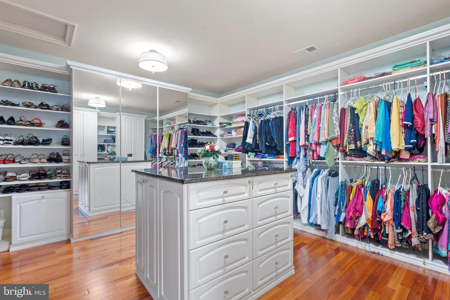 43589 EDISON CLUB CT, ASHBURN, Virginia 20147, 5 Bedrooms Bedrooms, ,5 BathroomsBathrooms,Residential,For sale,43589 EDISON CLUB CT,VALO2103588 MLS # VALO2103588