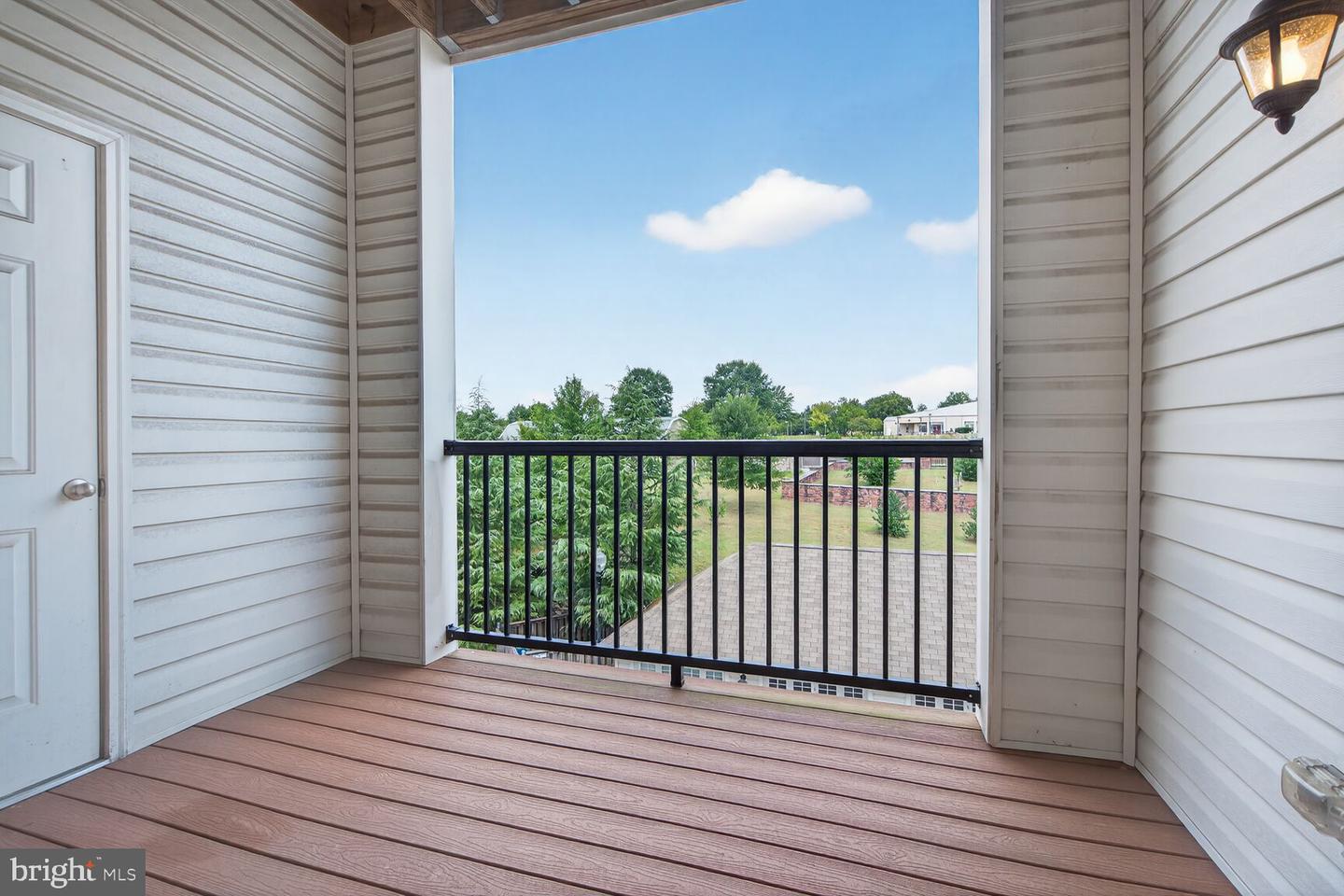 9202 CHARLESTON DR #307, MANASSAS, Virginia 20110, 3 Bedrooms Bedrooms, ,2 BathroomsBathrooms,Residential,For sale,9202 CHARLESTON DR #307,VAMN2009116 MLS # VAMN2009116
