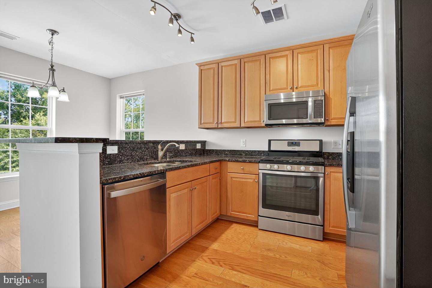 9202 CHARLESTON DR #307, MANASSAS, Virginia 20110, 3 Bedrooms Bedrooms, ,2 BathroomsBathrooms,Residential,For sale,9202 CHARLESTON DR #307,VAMN2009116 MLS # VAMN2009116