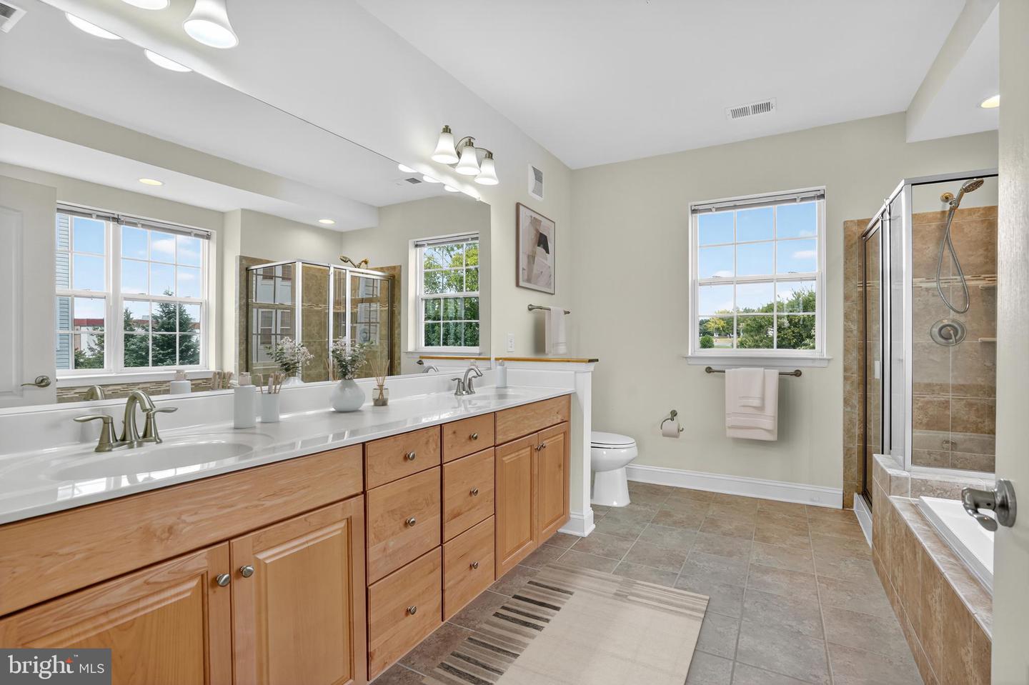 9202 CHARLESTON DR #307, MANASSAS, Virginia 20110, 3 Bedrooms Bedrooms, ,2 BathroomsBathrooms,Residential,For sale,9202 CHARLESTON DR #307,VAMN2009116 MLS # VAMN2009116