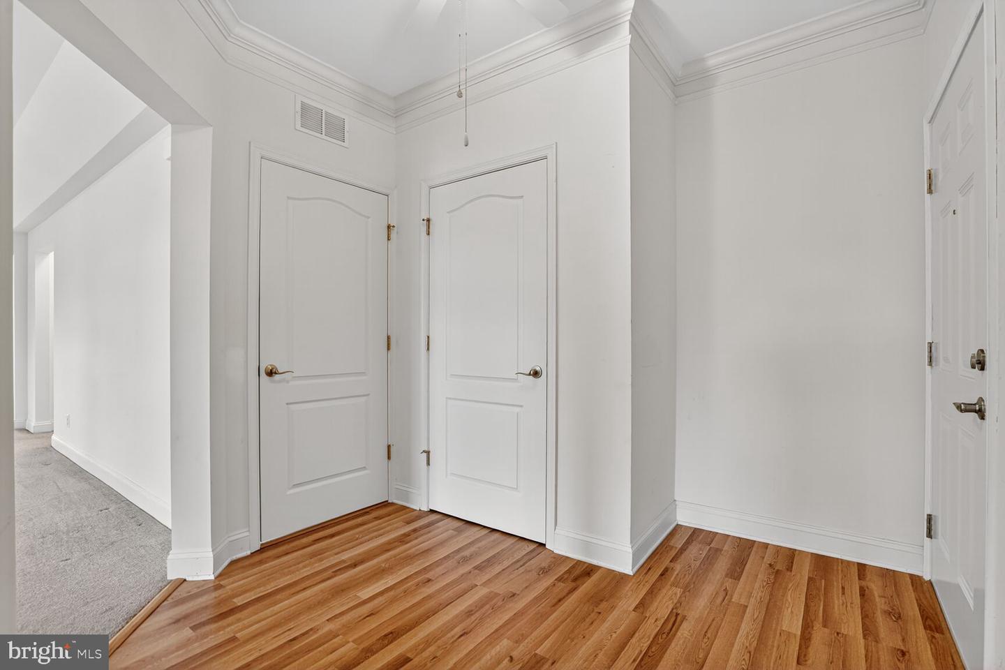 9202 CHARLESTON DR #307, MANASSAS, Virginia 20110, 3 Bedrooms Bedrooms, ,2 BathroomsBathrooms,Residential,For sale,9202 CHARLESTON DR #307,VAMN2009116 MLS # VAMN2009116