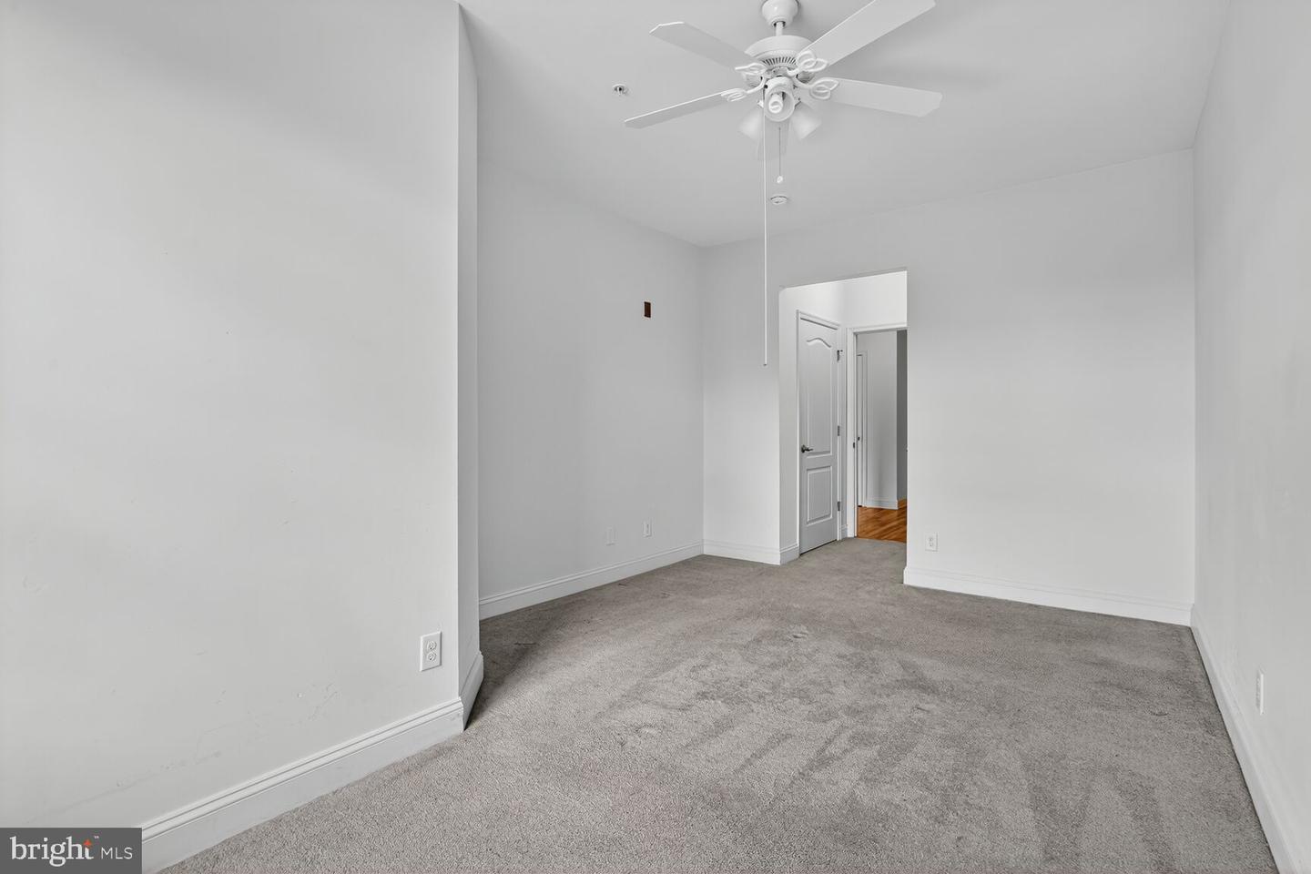 9202 CHARLESTON DR #307, MANASSAS, Virginia 20110, 3 Bedrooms Bedrooms, ,2 BathroomsBathrooms,Residential,For sale,9202 CHARLESTON DR #307,VAMN2009116 MLS # VAMN2009116