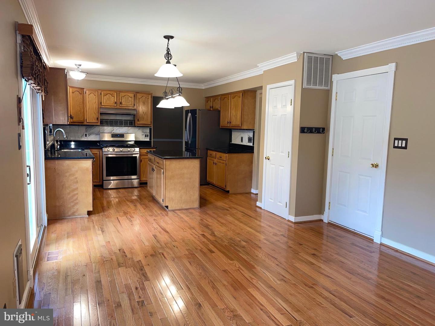 1 STONERIDGE CT, STAFFORD, Virginia 22554, 4 Bedrooms Bedrooms, ,2 BathroomsBathrooms,Residential,For sale,1 STONERIDGE CT,VAST2041572 MLS # VAST2041572