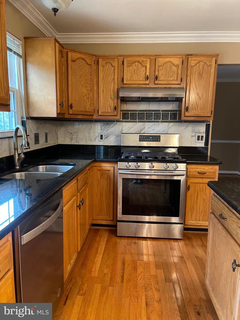 1 STONERIDGE CT, STAFFORD, Virginia 22554, 4 Bedrooms Bedrooms, ,2 BathroomsBathrooms,Residential,For sale,1 STONERIDGE CT,VAST2041572 MLS # VAST2041572
