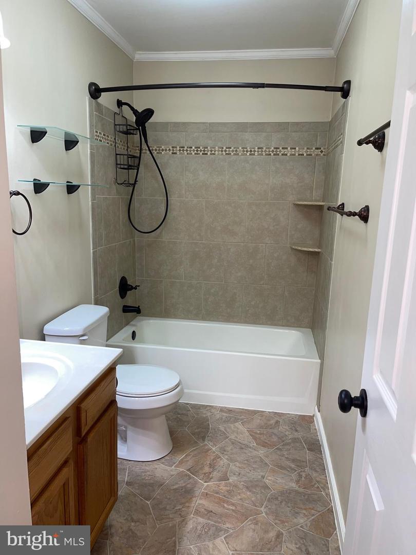 1 STONERIDGE CT, STAFFORD, Virginia 22554, 4 Bedrooms Bedrooms, ,2 BathroomsBathrooms,Residential,For sale,1 STONERIDGE CT,VAST2041572 MLS # VAST2041572
