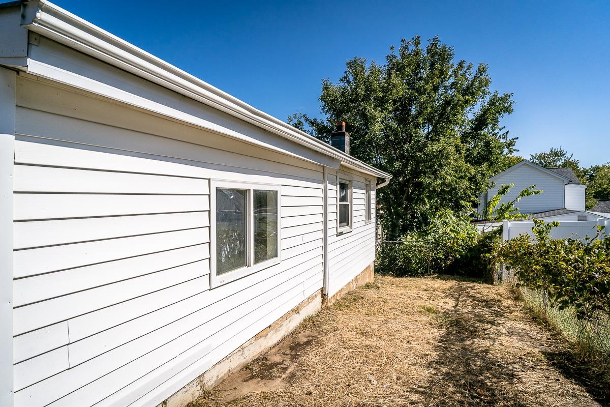 1112 BUTLER ST, STAUNTON, Virginia 24401, 4 Bedrooms Bedrooms, ,1 BathroomBathrooms,Residential,1112 BUTLER ST,668978 MLS # 668978