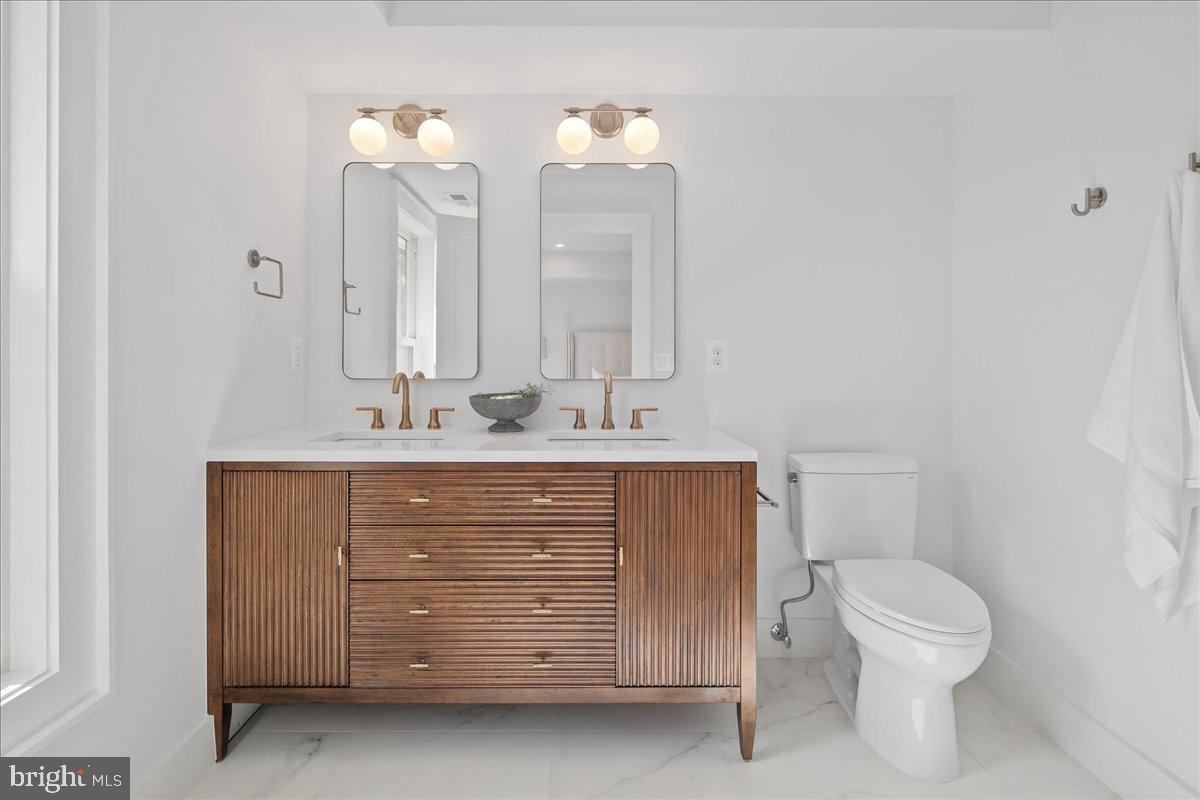 909 N IRVING ST, ARLINGTON, Virginia 22201, 4 Bedrooms Bedrooms, ,4 BathroomsBathrooms,Residential,For sale,909 N IRVING ST,VAAR2062118 MLS # VAAR2062118 909 N IRVING ST, ARLINGTON, Virginia 22201, 4 Bedrooms Bedrooms, ,4 BathroomsBathrooms,Residential,For sale,909 N IRVING ST,VAAR2062118 MLS # VAAR2062118