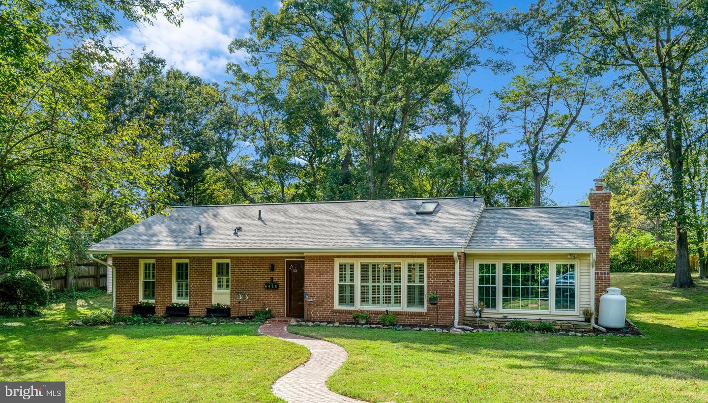 6425 MONTROSE ST, ALEXANDRIA, Virginia 22312, 3 Bedrooms Bedrooms, 11 Rooms Rooms,2 BathroomsBathrooms,Residential,For sale,6425 MONTROSE ST,VAFX2261142 MLS # VAFX2261142
