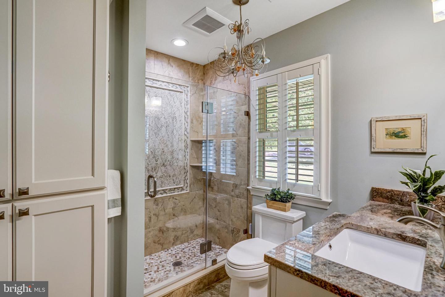 6425 MONTROSE ST, ALEXANDRIA, Virginia 22312, 3 Bedrooms Bedrooms, 11 Rooms Rooms,2 BathroomsBathrooms,Residential,For sale,6425 MONTROSE ST,VAFX2261142 MLS # VAFX2261142