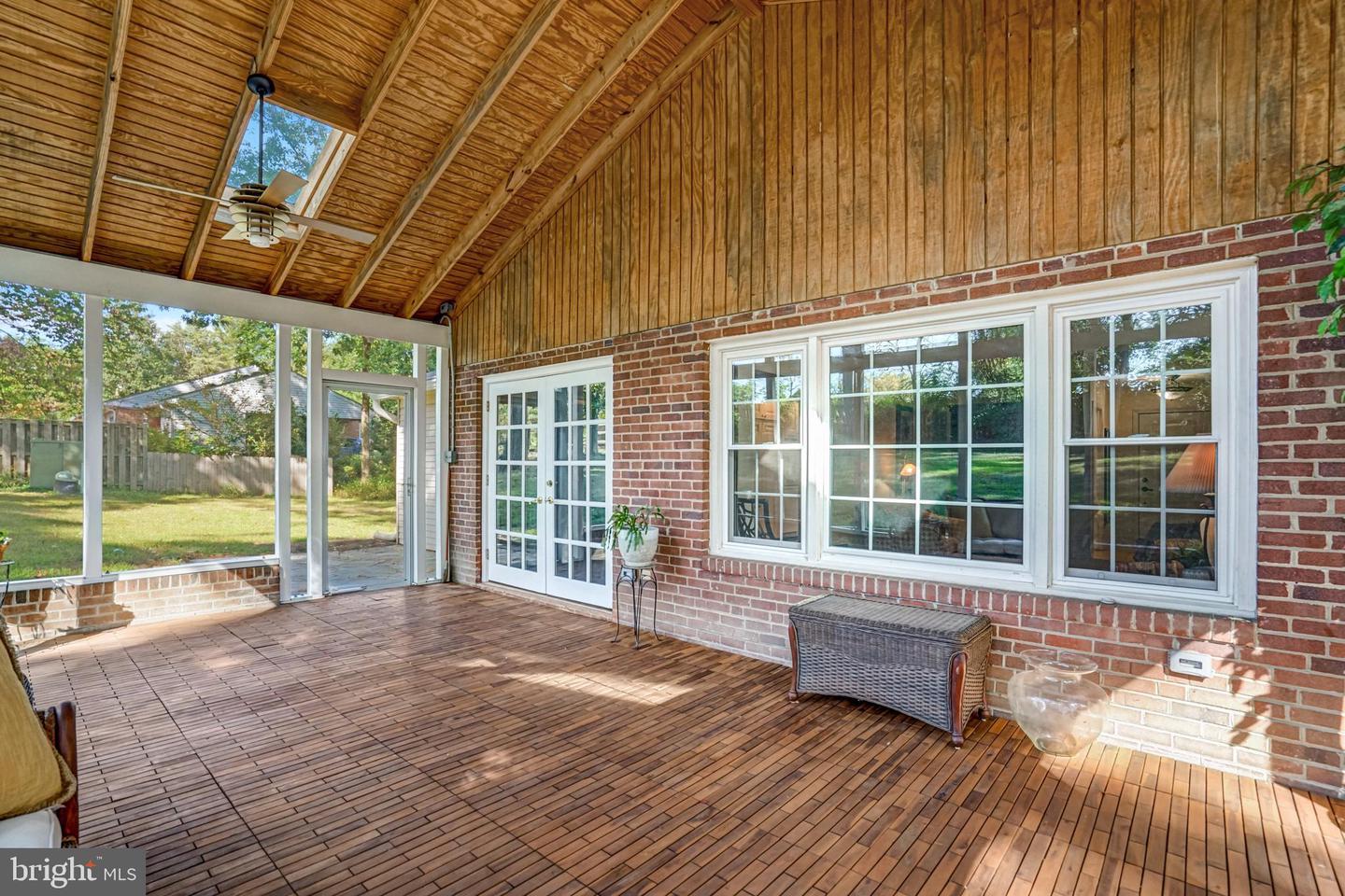 6425 MONTROSE ST, ALEXANDRIA, Virginia 22312, 3 Bedrooms Bedrooms, 11 Rooms Rooms,2 BathroomsBathrooms,Residential,For sale,6425 MONTROSE ST,VAFX2261142 MLS # VAFX2261142