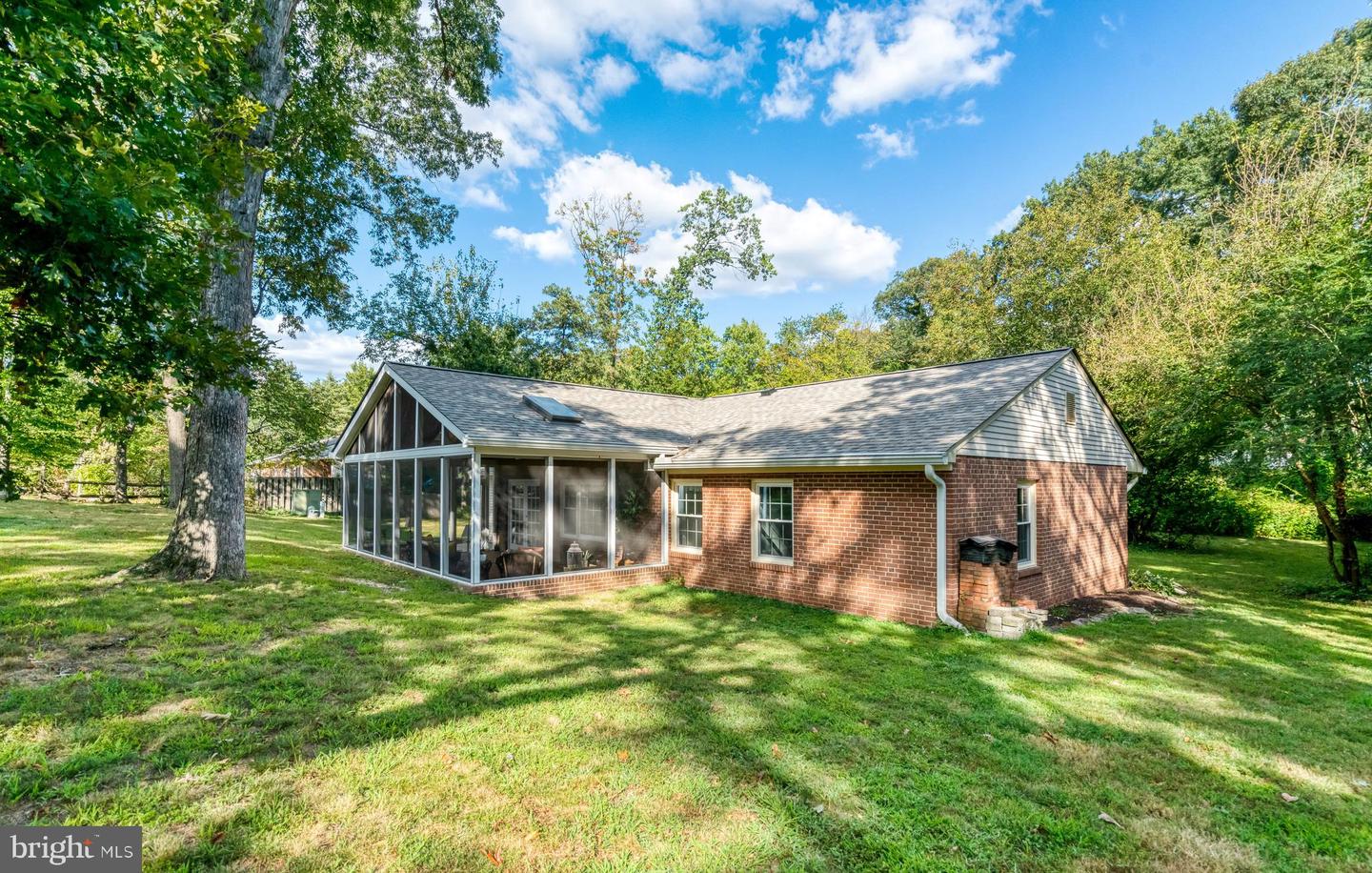 6425 MONTROSE ST, ALEXANDRIA, Virginia 22312, 3 Bedrooms Bedrooms, 11 Rooms Rooms,2 BathroomsBathrooms,Residential,For sale,6425 MONTROSE ST,VAFX2261142 MLS # VAFX2261142